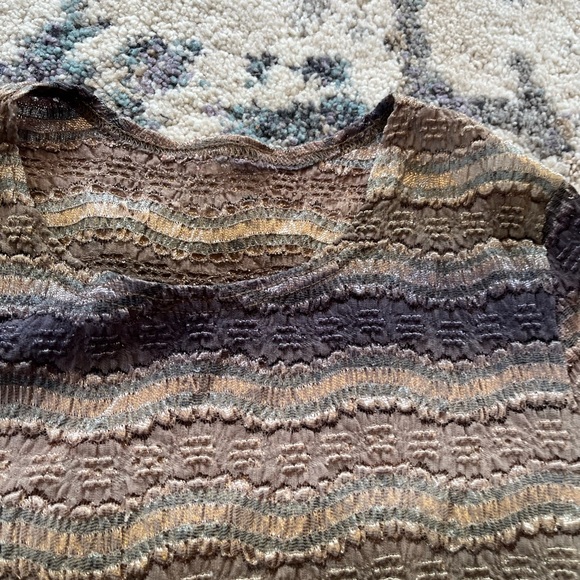Textured Boho Striped Long Sleeve - Picture 2 of 4